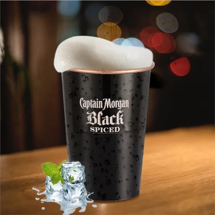 Hliníkové poháry na párty