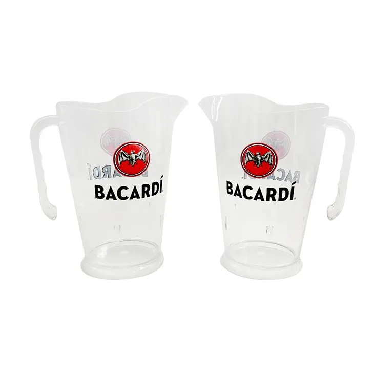 Bacardi plastový džbán nápoje